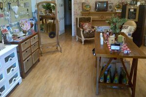 Read more about the article Lantai Vinyl Murah