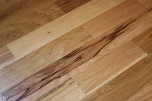 Read more about the article Lantai Vinyl Motif Kayu dari Segriya Flooring